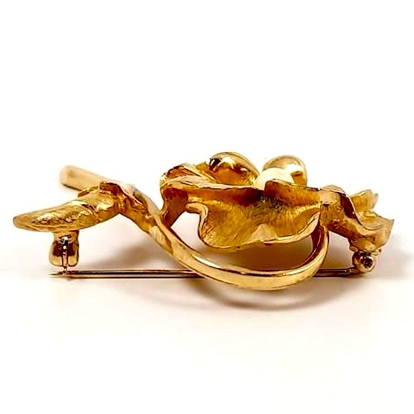 Pansy - Vintage Marcel Boucher Gold Plated Cultured Pearl Flower Brooch. #8376P - Picture 6 of 6